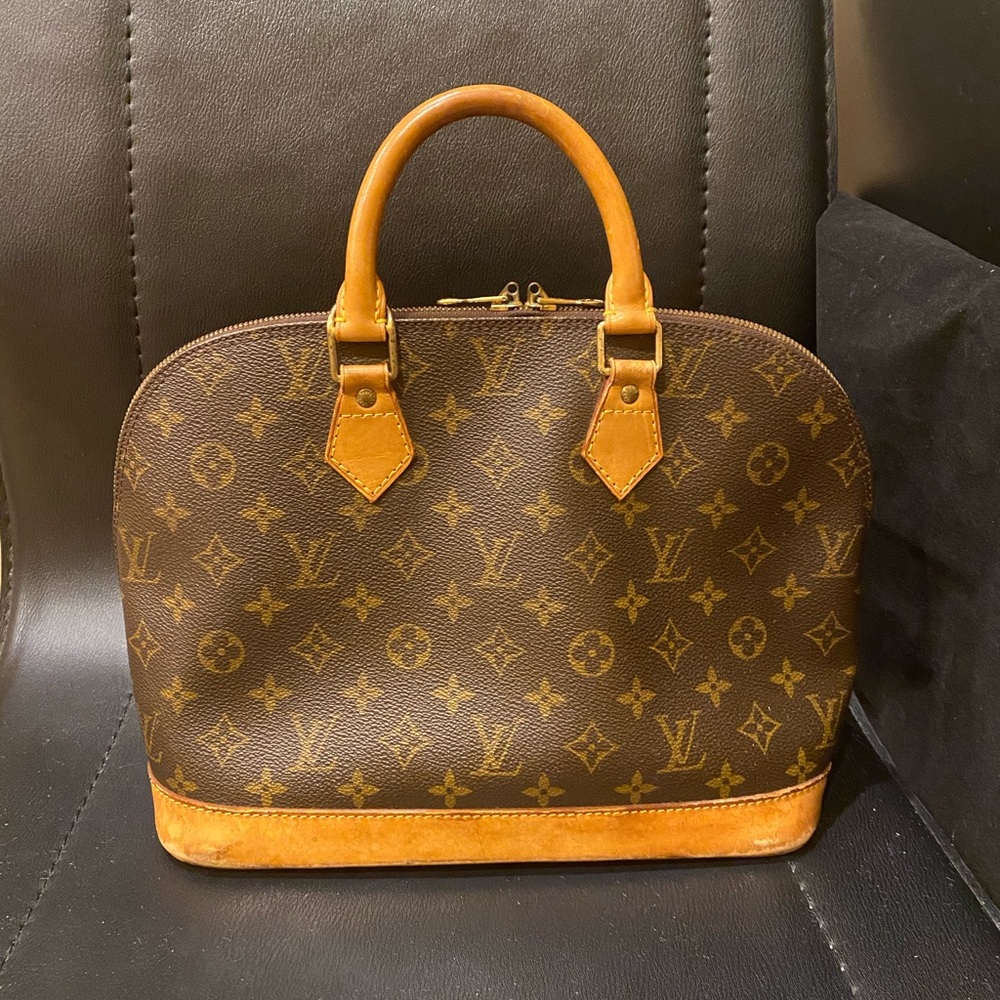 ‼️SOLD‼️Louis Vuitton monograms alma pm